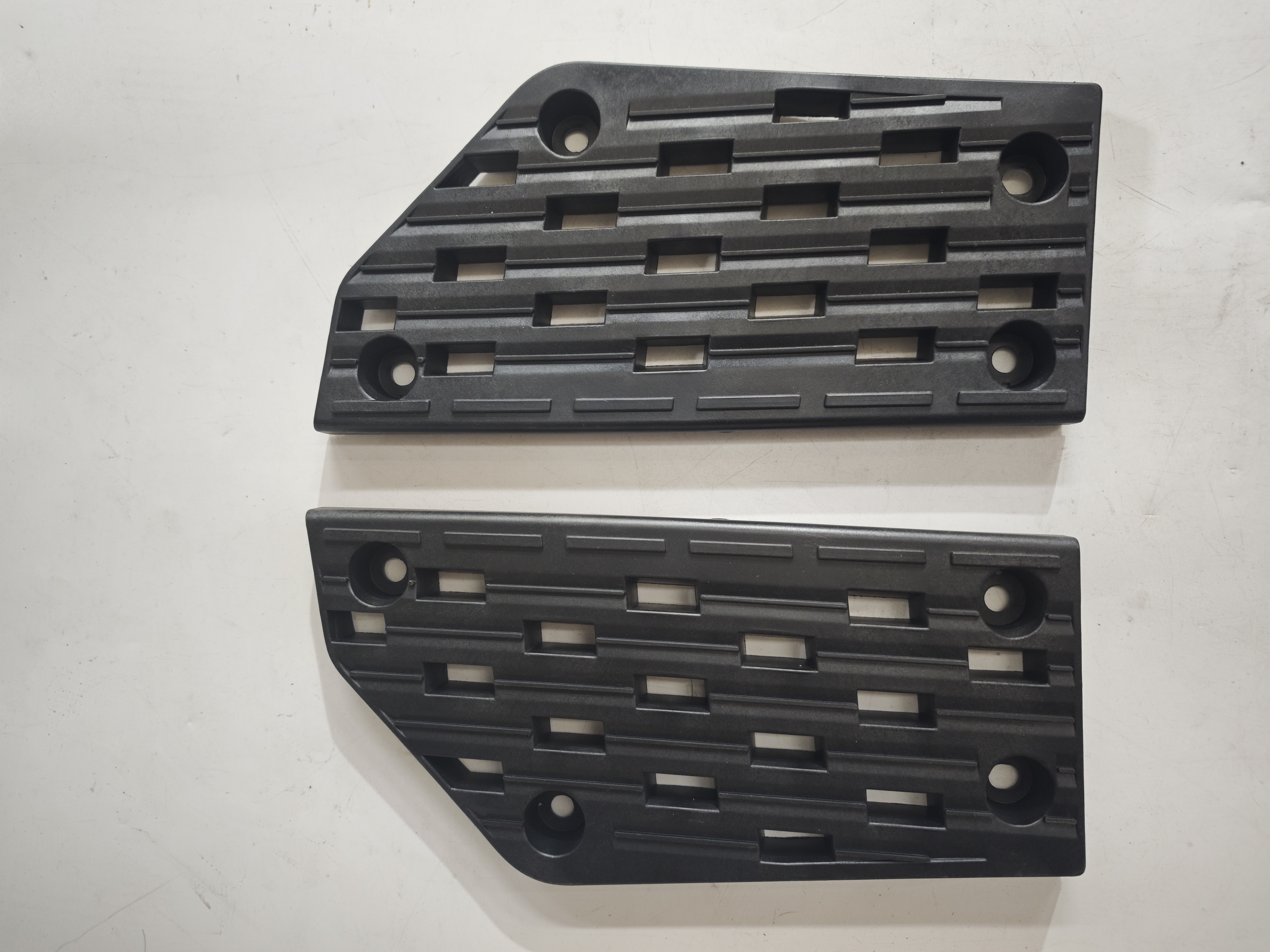 陕汽S300 左右踏板