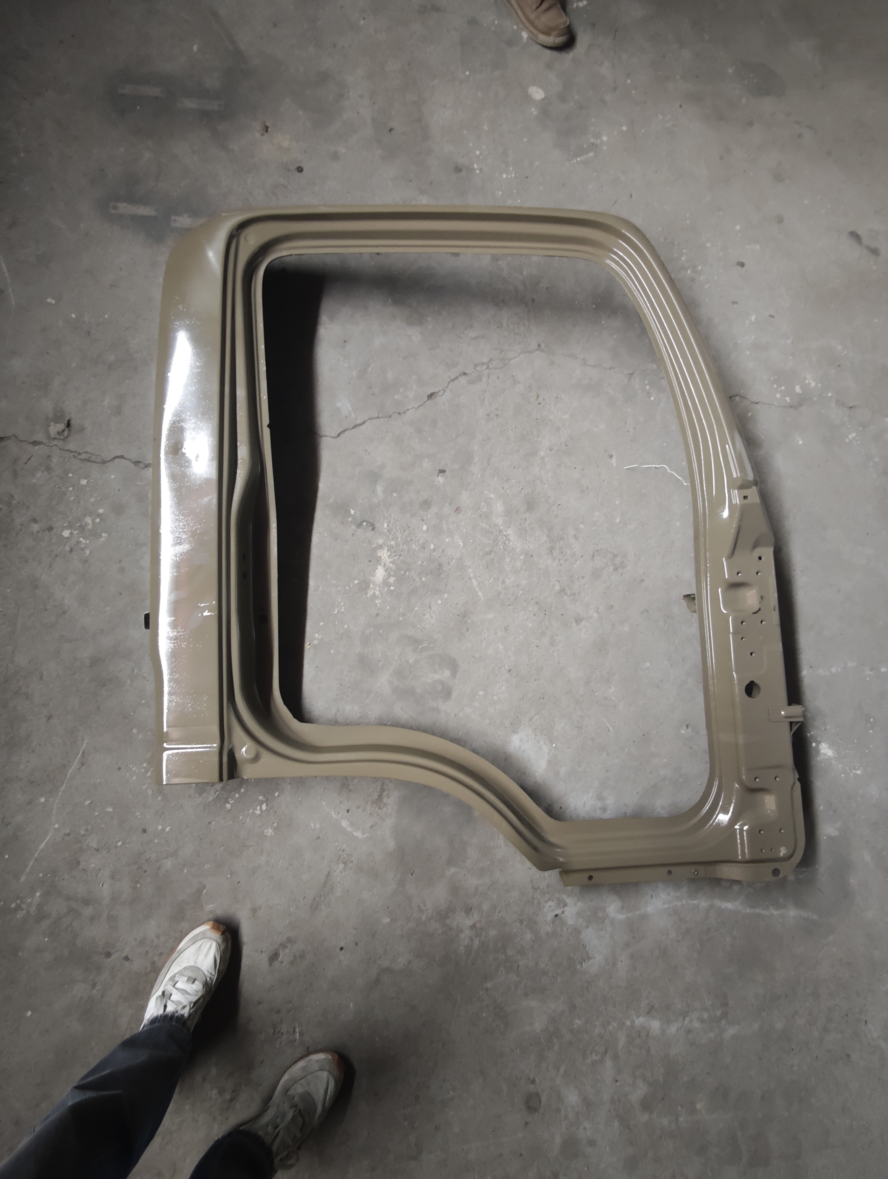 陕汽智云S300侧围焊接总成 cs5317496