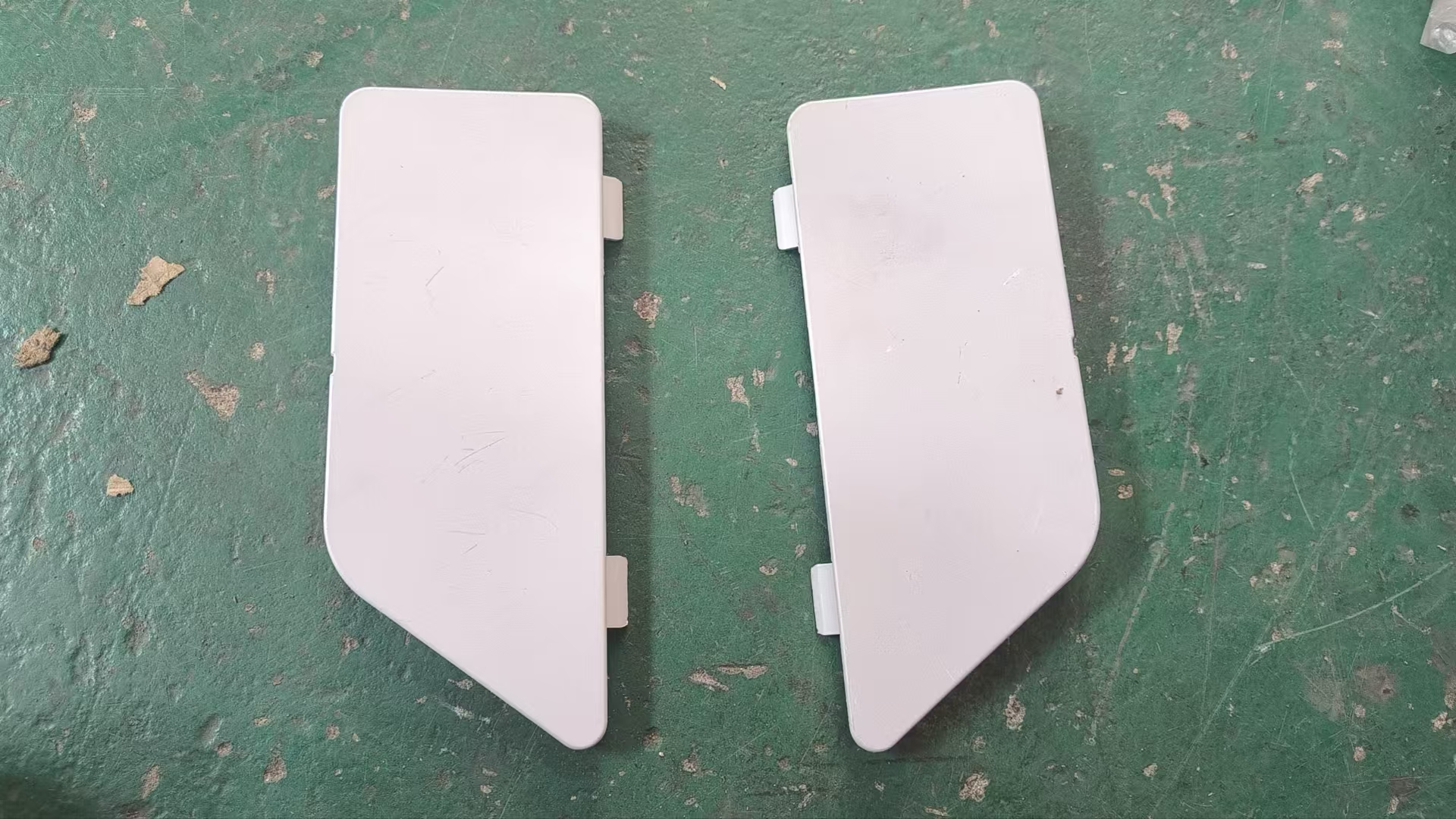 陕汽智云S300保险杠脱钩盖csd546